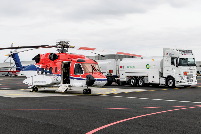 Figure 1: CHC becomes the first to fly the S-92 on SAF